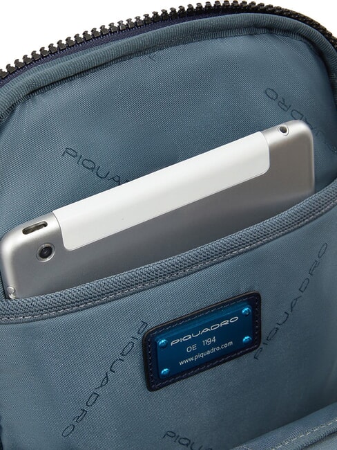 FINN  Rucksack / Umhängetasche aus Leder Blau - PC-Rucksäcke