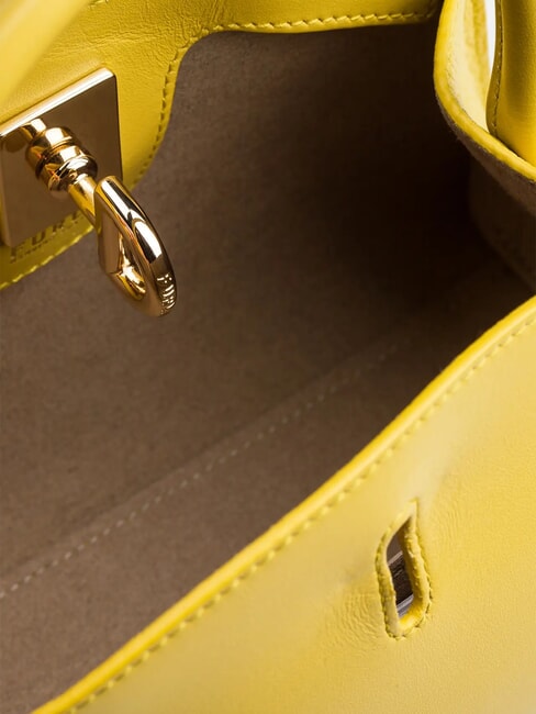 GENESI Mini-Ledertasche mit Schultergurt Honig - Damentaschen