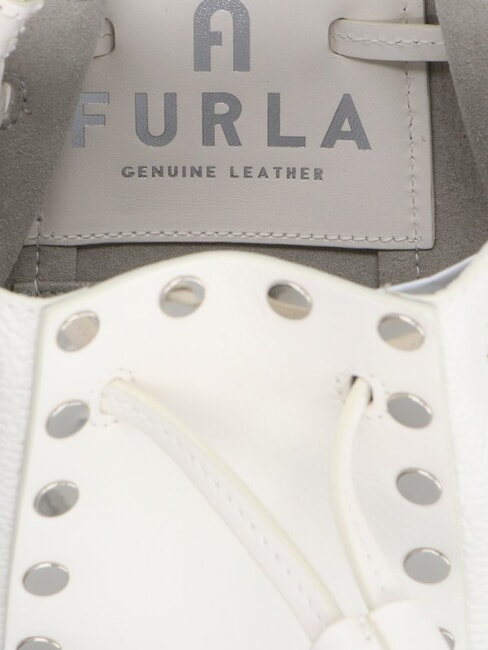 MIASTELLA Mini-Beuteltasche aus Kalbsleder Talk - Damentaschen