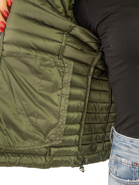 DELUXE Wattierte Weste mit hohem Kragen dunkler Schlamm - Damenweste