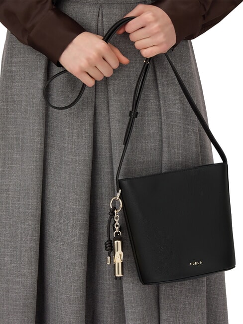 ROXIE Ares Leder-Schultertasche Schwarz - Damentaschen