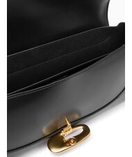 CALVIN KLEIN ENGRAVED Umh&auml;ngetasche auf Schwarz - Damentaschen - 4