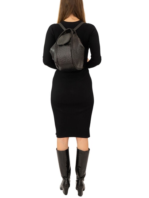 TRIO Rucksack aus Strau&szlig;enleder schwarzer Strau&szlig; - Damentaschen