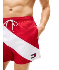 TOMMY HILFIGER TH Gestreiftes Boxerkost&uuml;m Mittelrot - Herrenbadehosen - 3