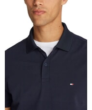 TOMMY HILFIGER TH Kurz&auml;rmeliges Poloshirt aus Baumwolle W&uuml;stenhimmel - Herren-Polo-Shirts/Herren-Polo-Shirt/Herrenpoloshirt/Herrenpoloshirts - 3