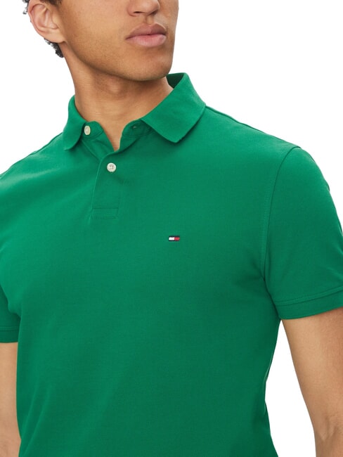 TH Kurzarm-Poloshirt in regul&auml;rer Passform neues Gr&uuml;n - Herren-Polo-Shirts/Herren-Polo-Shirt/Herrenpoloshirt/Herrenpoloshirts