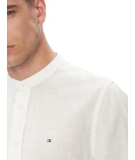 TOMMY HILFIGER TH Hemd mit normaler Passform und koreanischem Kragen optisches Wei&szlig; - Herrenhemden - 3