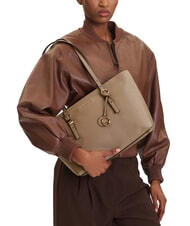 MICHAEL KORS QUINN Mittelgro&szlig;e Einkaufstasche aus Leder Birke - Damentaschen - 5