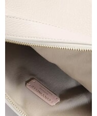COCCINELLE TEBE Kleine Tasche aus strukturiertem Leder Wei&szlig; - Damentaschen - 4