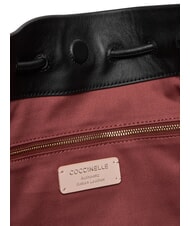 COCCINELLE ISABELA Schultertasche aus weichem Leder Schwarz - Damentaschen - 6