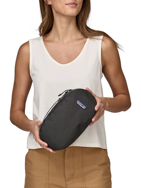 BLACK HOLE CUBE 3L Reisesch&ouml;nheit schwarz mit schwarz - Beauty-Case