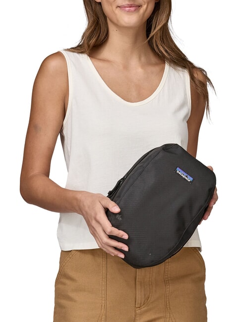 BLACK HOLE CUBE Reisesch&ouml;nheit 6L schwarz mit schwarz - Beauty-Case