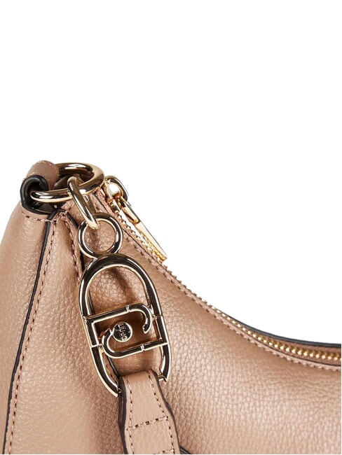 CIRRY Mittelgro&szlig;e Schultertasche mit Anh&auml;nger Mokka - Damentaschen