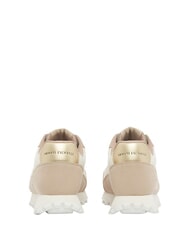 ARMANI EXCHANGE DROP MICROSUEDE Sneaker mit seitlichem Logo Sand + Cremewei&szlig; - Damenschuhe - 4