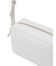 LIUJO HALONA Mittelgro&szlig;e Schultertasche mit Logo Creme - Damentaschen - 6