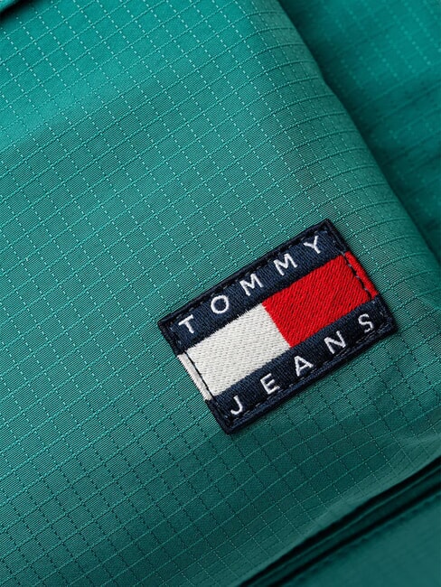 TJ ESS DAILY Rucksack aus recyceltem Nylon tiefe Kiefer - Rucks&auml;cke f&uuml;r Schule &amp; Freizeit