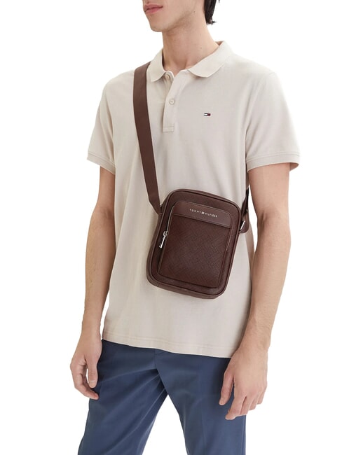 TH FLAG MONOGRAM Umh&auml;ngetasche Kaffeebohnen - Umh&auml;ngetaschen Herren