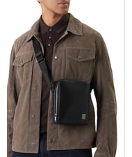 CALVIN KLEIN HARDWARE EMBLEM Umh&auml;ngetasche auf Schwarz - Umh&auml;ngetaschen Herren - 4