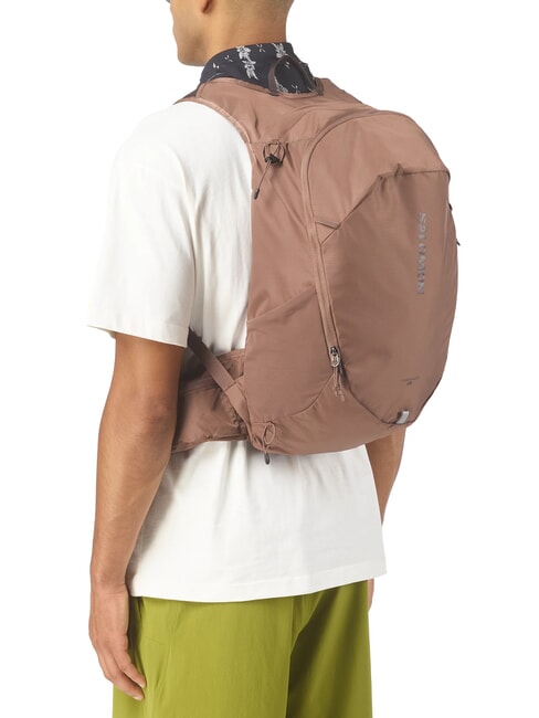 TRAILBLAZER 20 Outdoor-Rucksack f&uuml;r 15-Zoll-Laptop Mustang/schwarzer Kaffee - Rucks&auml;cke f&uuml;r Schule &amp; Freizeit