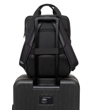 EASTPAK ICON TOTEPACK Rucksack f&uuml;r Tablet und Wasserflasche auf Schwarz - PC-Rucks&auml;cke - 13