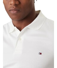 TOMMY HILFIGER TH Kurz&auml;rmeliges Poloshirt mit Kragenband optisches Wei&szlig; - Herren-Polo-Shirts/Herren-Polo-Shirt/Herrenpoloshirt/Herrenpoloshirts - 5