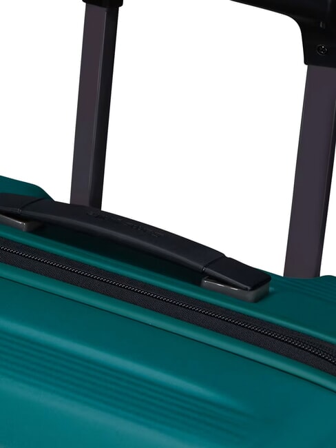 NUON Mittelgro&szlig;er erweiterbarer Trolley Kieferngr&uuml;n - Harte Trolleys
