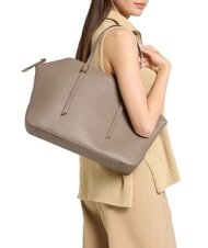 COCCINELLE CHERRY Schultertasche, Leder warmes Taupe - Damentaschen - 2
