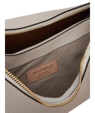 COCCINELLE BOHEME GRANA DOUBLE Gro&szlig;e Umh&auml;ngetasche aus Leder blau / bou - Damentaschen - 4