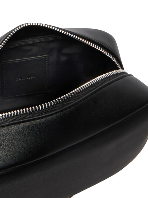RAISED Notwendig auf Schwarz - Beauty-Case