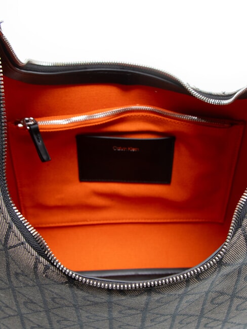 EMBLEM JAQUARD Die Schultertasche Lotus Beige/Schwarz AOP JQD - Damentaschen