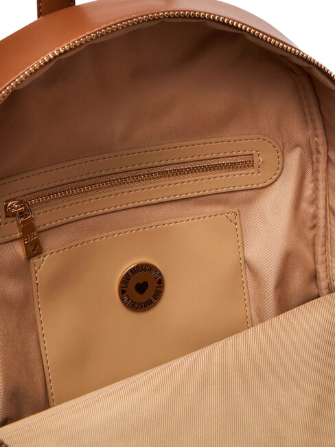 EMBOSSED Rucksack mit Vordertasche Kastanie - Damentaschen