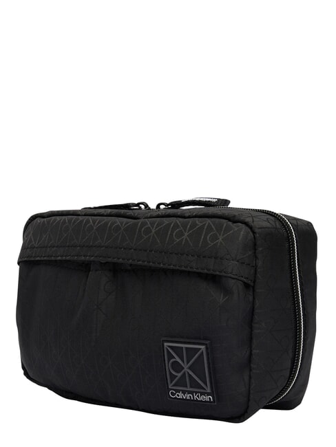 EMBLEM AOP Kosmetikkoffer auf Schwarz - Beauty-Case