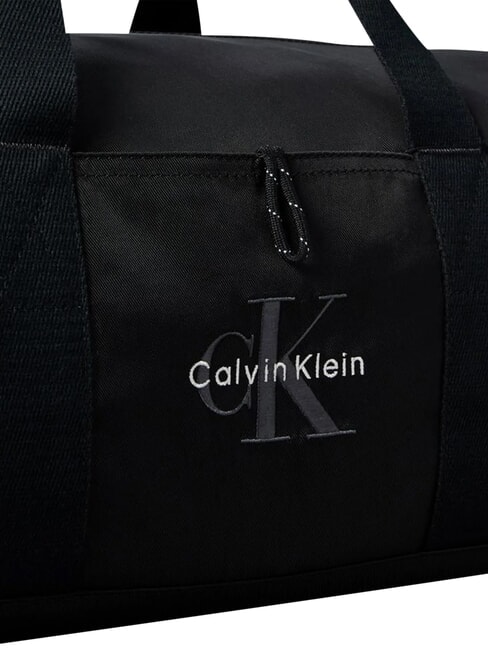 BOLD Reisetasche mit Schultergurt auf Schwarz - Reisetaschen