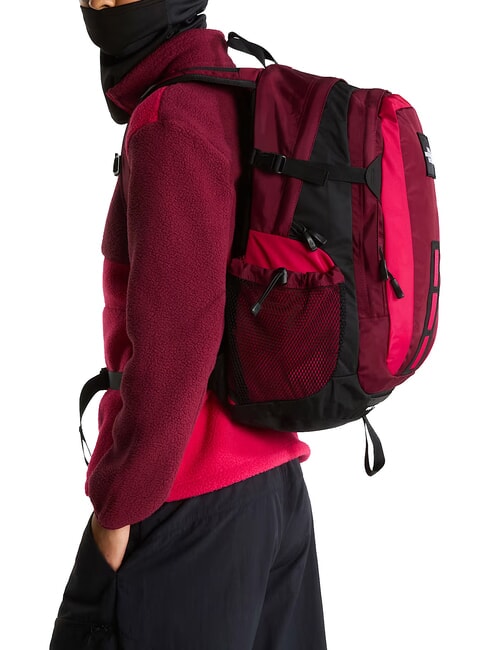HOT SHOT 30-Liter-Reiserucksack burgundycrush/laliguran/tnfblack - Rucks&auml;cke f&uuml;r Schule &amp; Freizeit