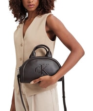 CALVIN KLEIN BOLD CK Handtasche mit Schulterriemen - Damentaschen