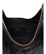 CALVIN KLEIN EMBLEM AOP Umh&auml;ngetasche auf Schwarz - Damentaschen - 4