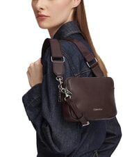 CALVIN KLEIN WEBBING Mini-Schultertasche mit Schultergurt Fudge - Damentaschen - 2