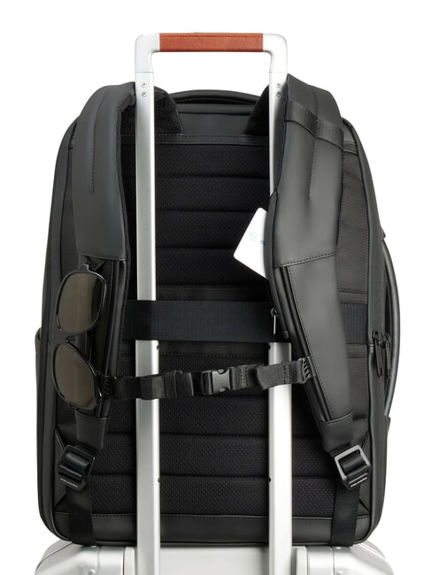 CORNER 2.0 15,6"-Laptop-Rucksack Schwarz - PC-Rucks&auml;cke
