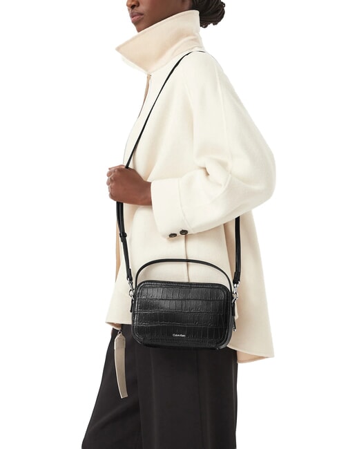 CK CROC Mini-Handtasche mit Schulterriemen auf Schwarz - Damentaschen