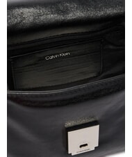 CALVIN KLEIN EMBLEM HW Mini-Tasche mit Schultergurt auf Schwarz - Damentaschen - 4