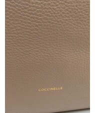 COCCINELLE ALMADA Schultertasche, Leder warmes Taupe - Damentaschen - 4