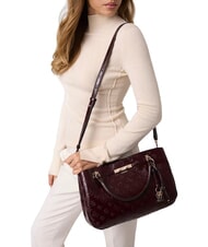 GUESS CARMELLA Handtasche mit Schulterriemen burgunderrotes Logo - Damentaschen - 2